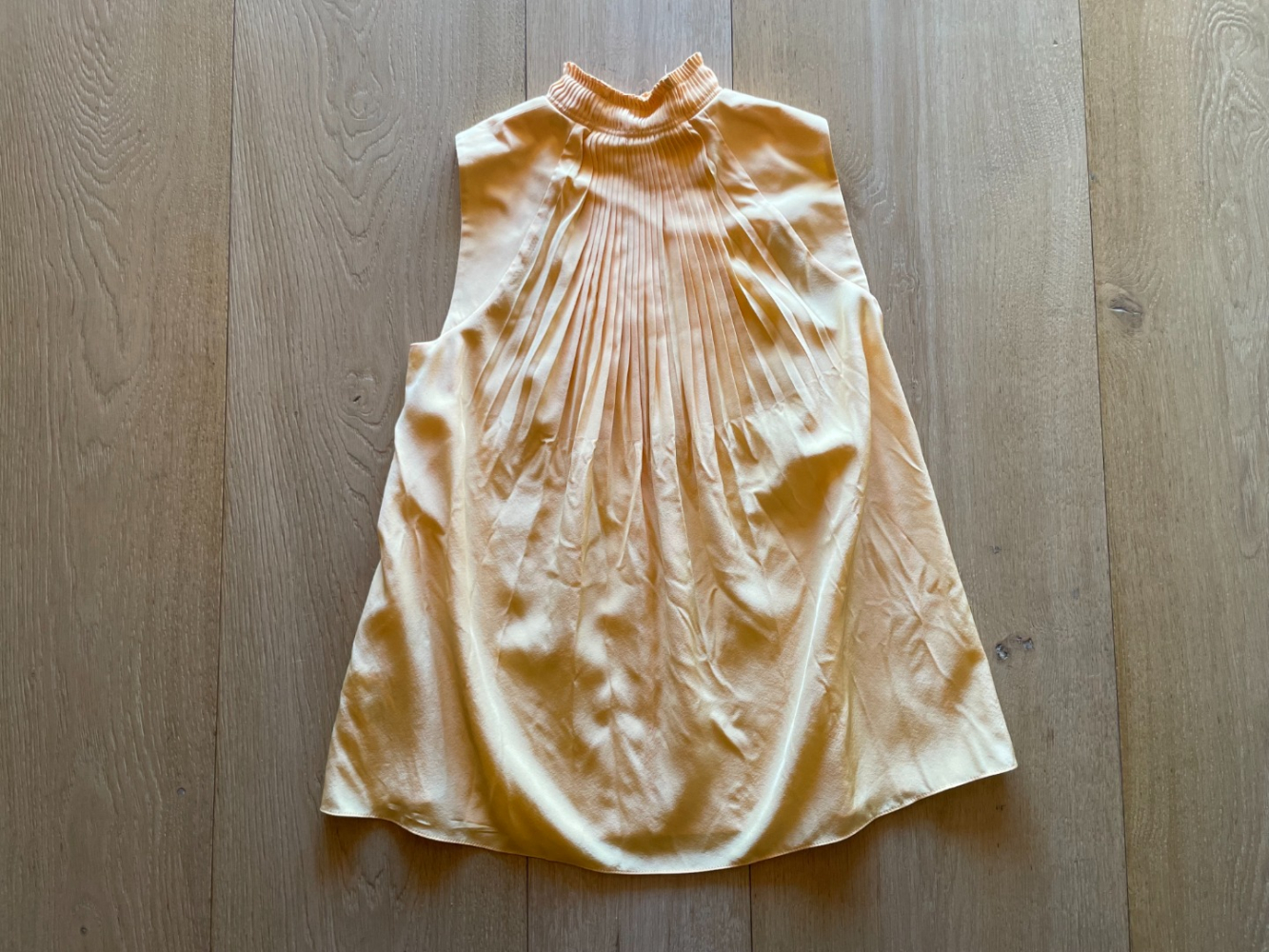 Tibi Sleeveless blouse!