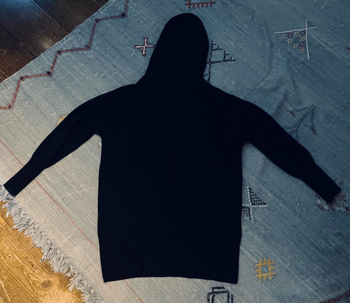 Tara Jarmon 100% cashmere hooded sweater