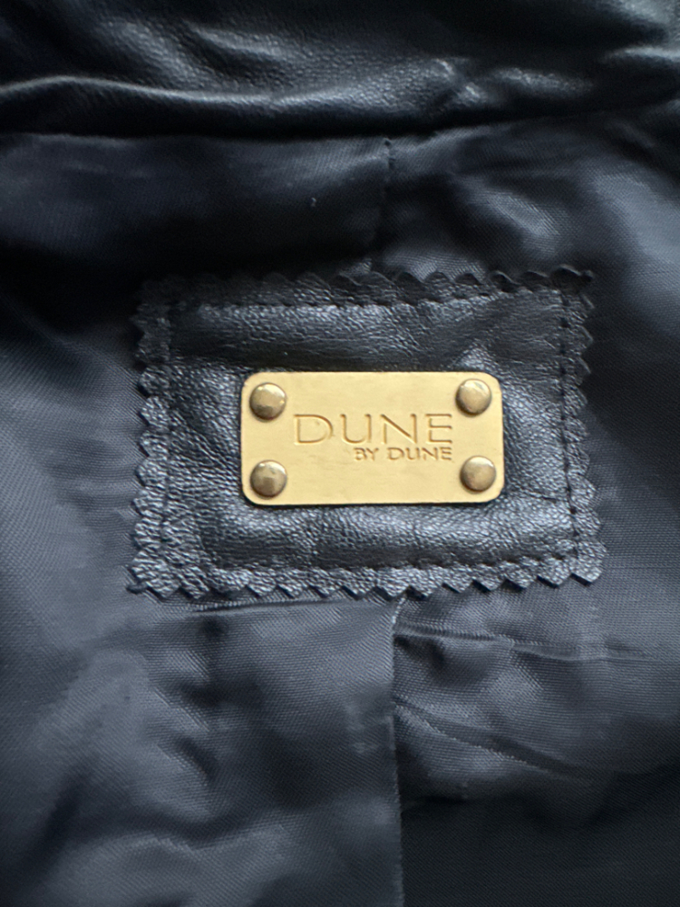 Dune Dubé by dune