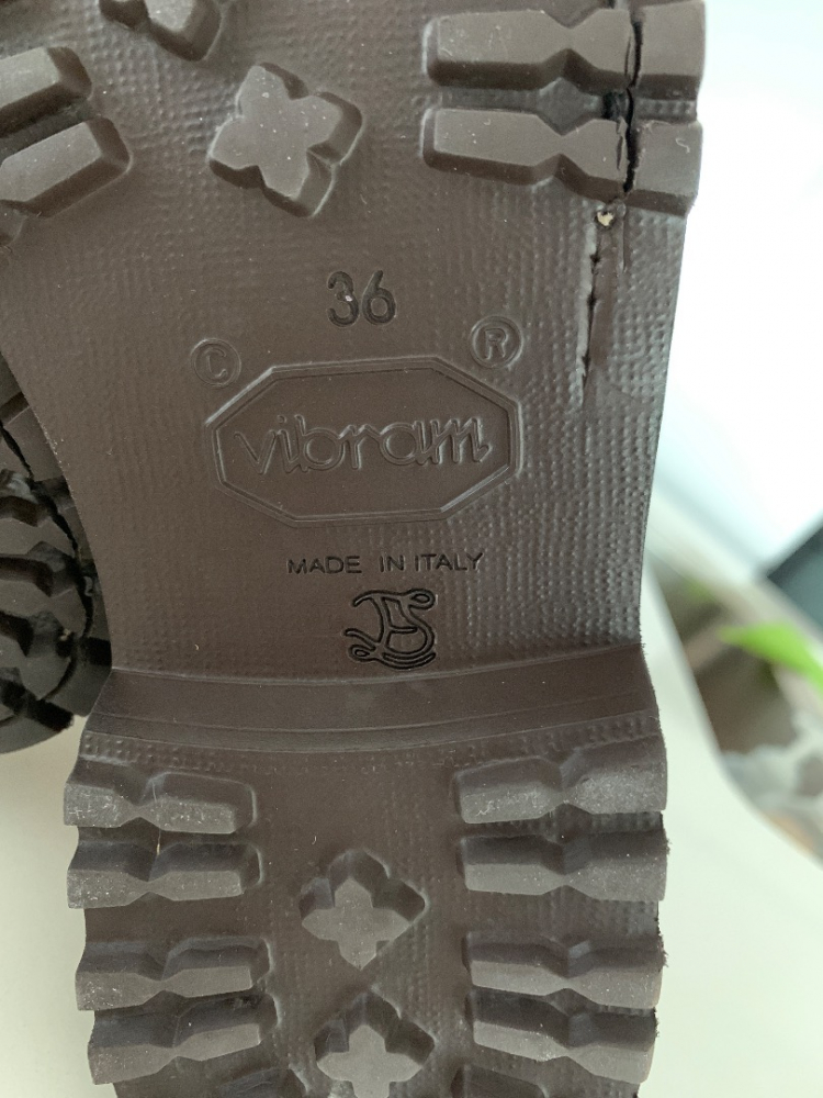 Ermanno Scervino Crystal boots