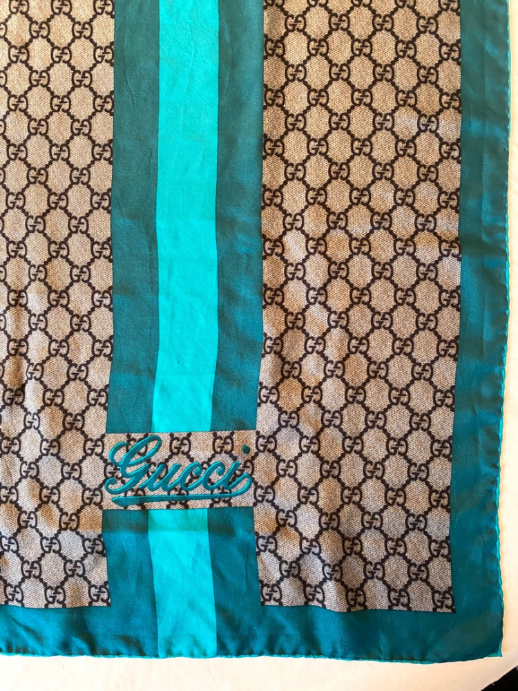 Gucci GG Monogram scarf