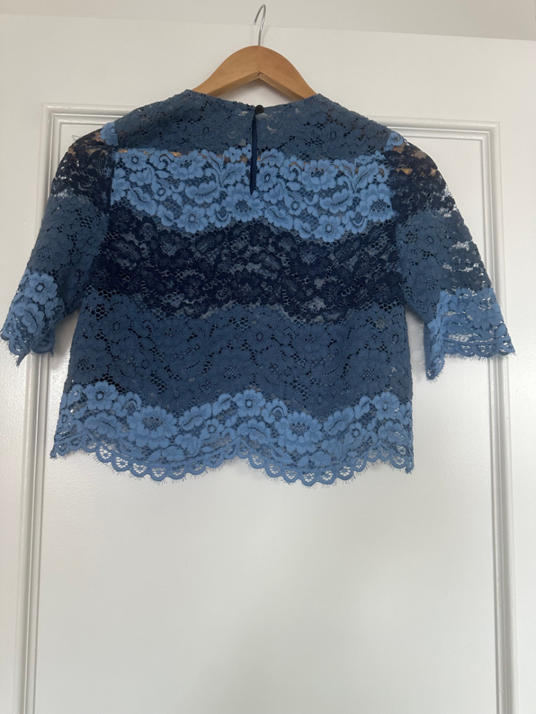 Sandro Top en dentelle