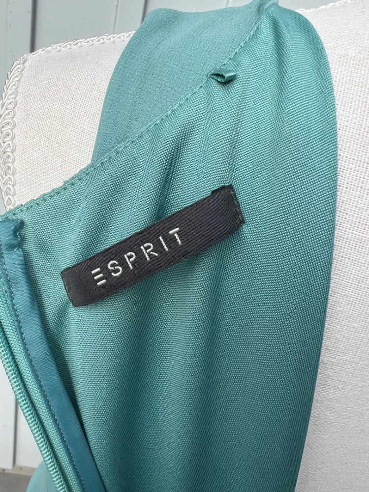 Esprit Robe cocktail
