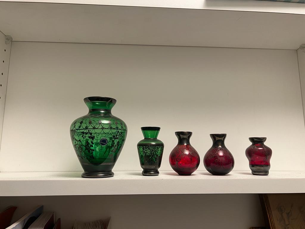 Murano Satz von kleinen und großen Vasen aus mundgeblasenem Muranoglas mit Sterlingsilbermotiv