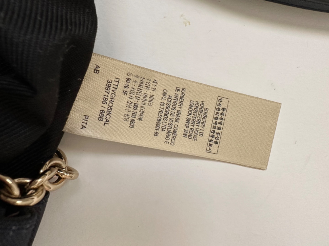 Burberry Mini-Eimertasche