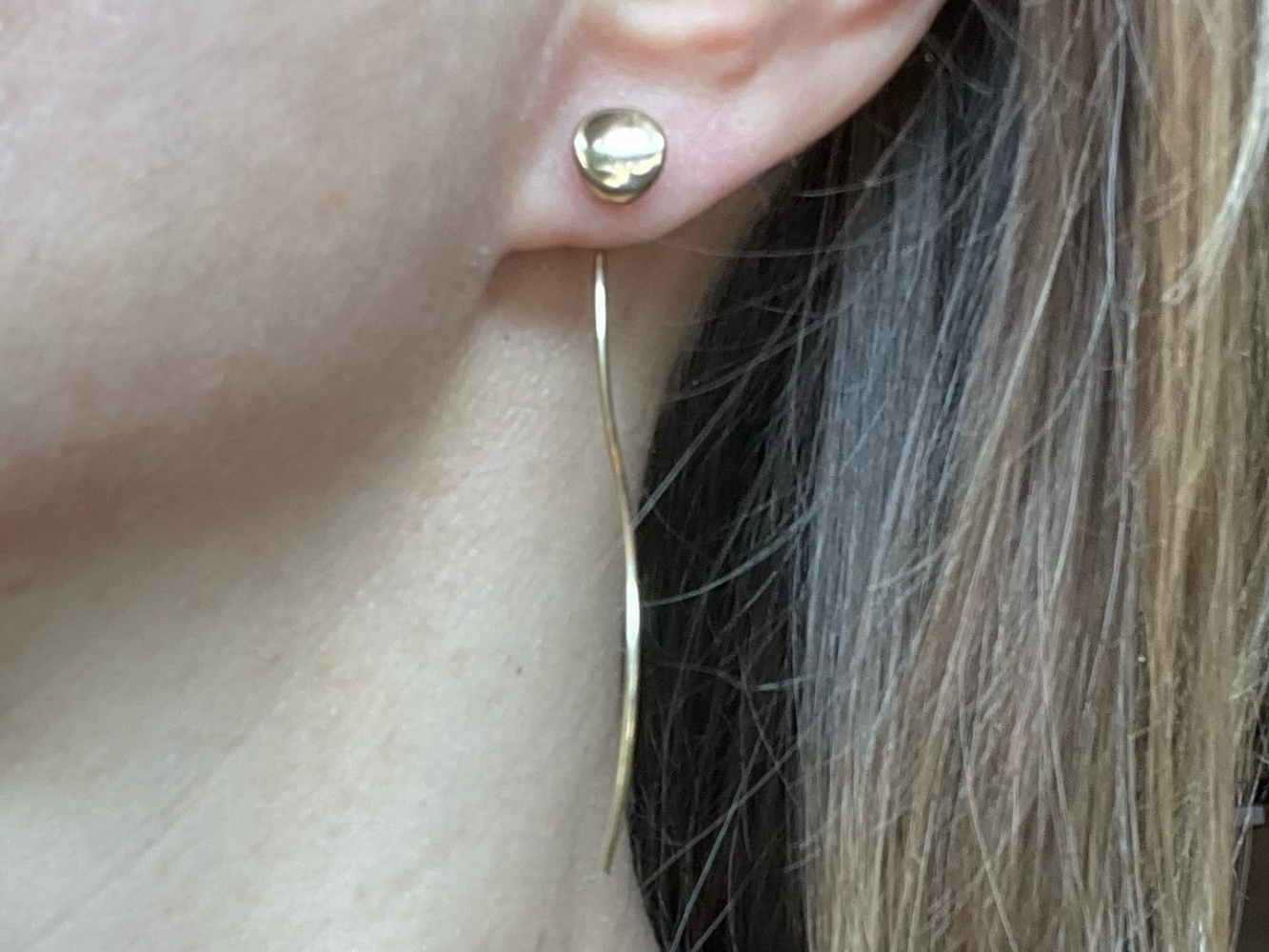 Saks Fifth Avenue boucles d'oreilles en fil ondulé en or 14K