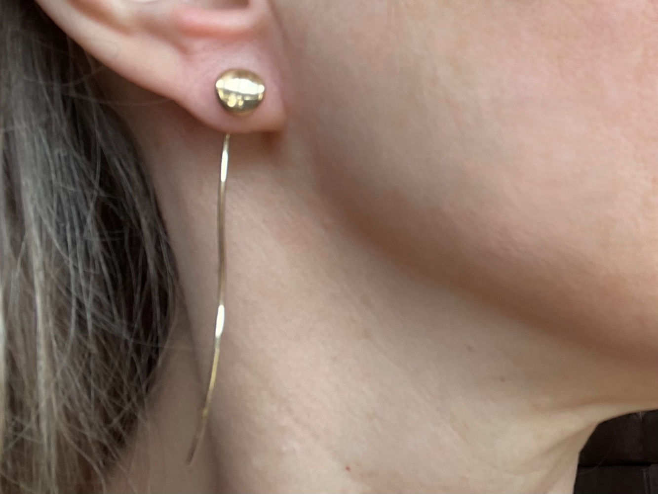 Saks Fifth Avenue boucles d'oreilles en fil ondulé en or 14K