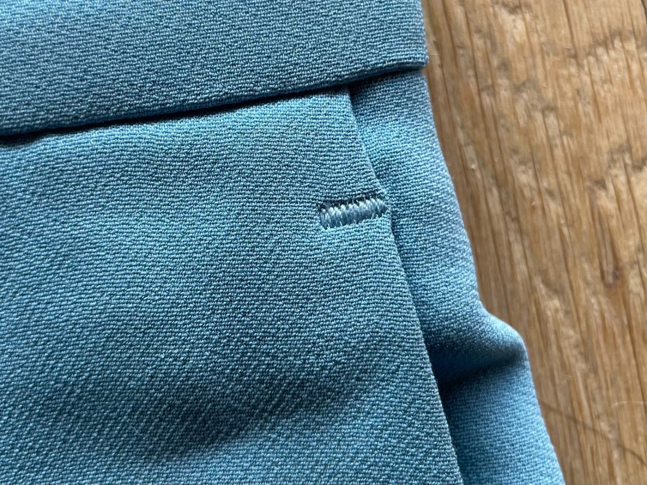 Rochas Hellblaue Hose mit geradem Bein aus Crêpe