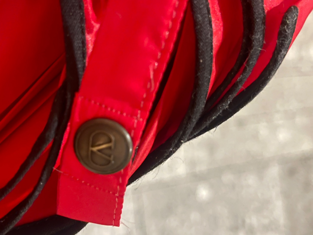 Valentino Garavani Red V Logo Wenge wood handle umbrella