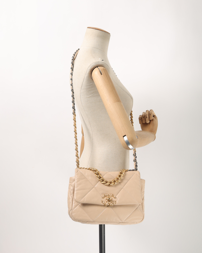 Chanel 19 Small Bag