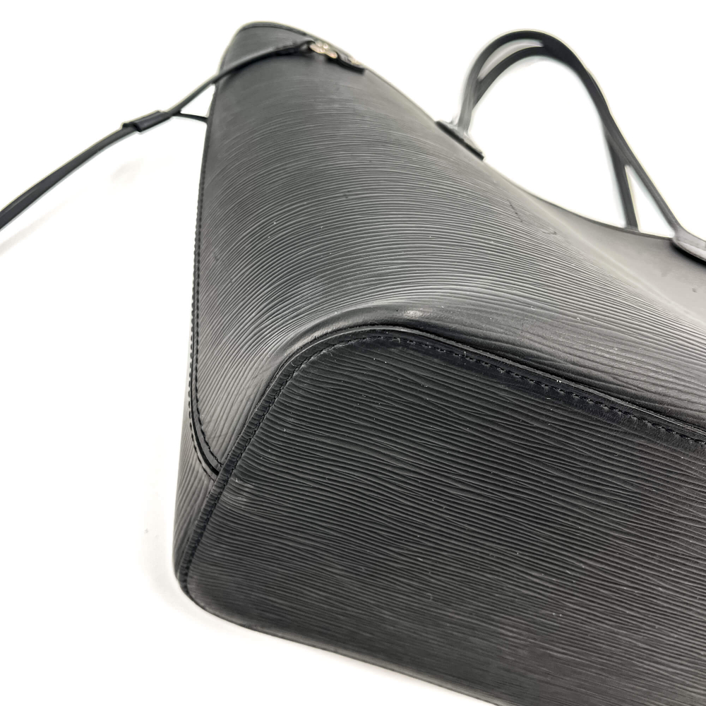 Louis Vuitton Neverfull MM Epi Leather Black Shopper