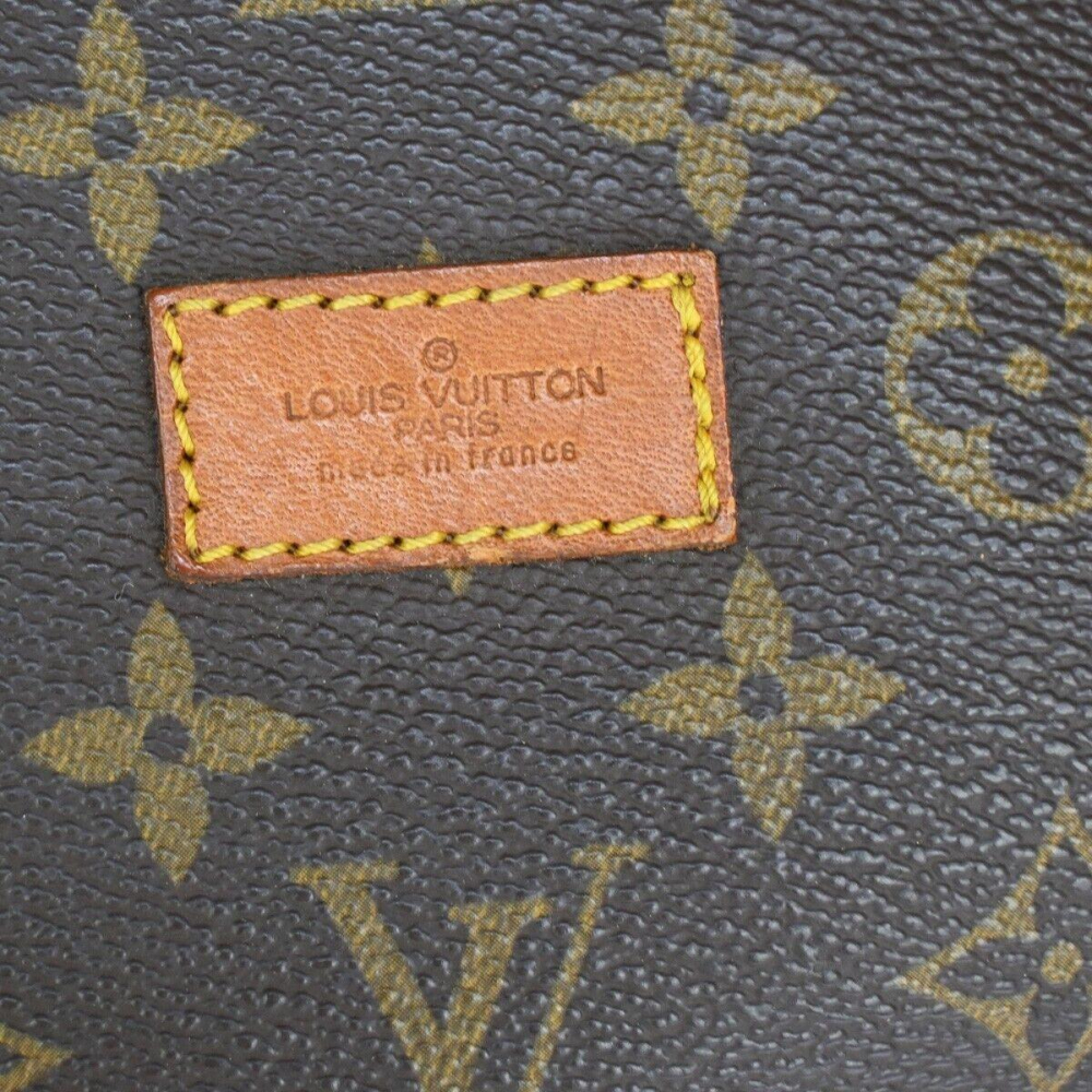 Louis Vuitton Saumur 43