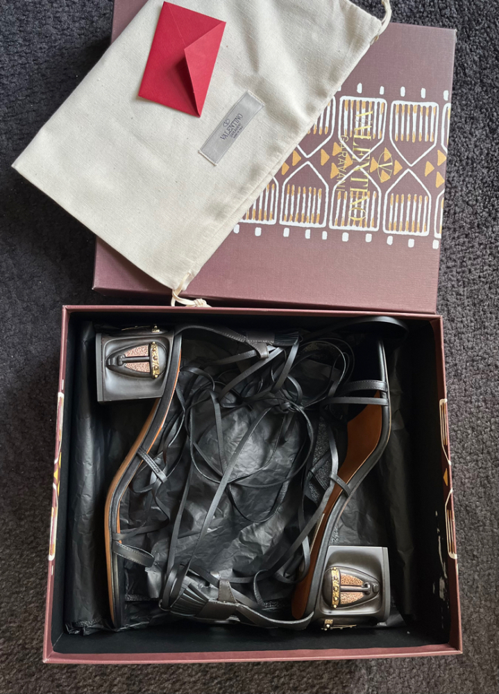 Valentino Sandales à talons en cuir lacé