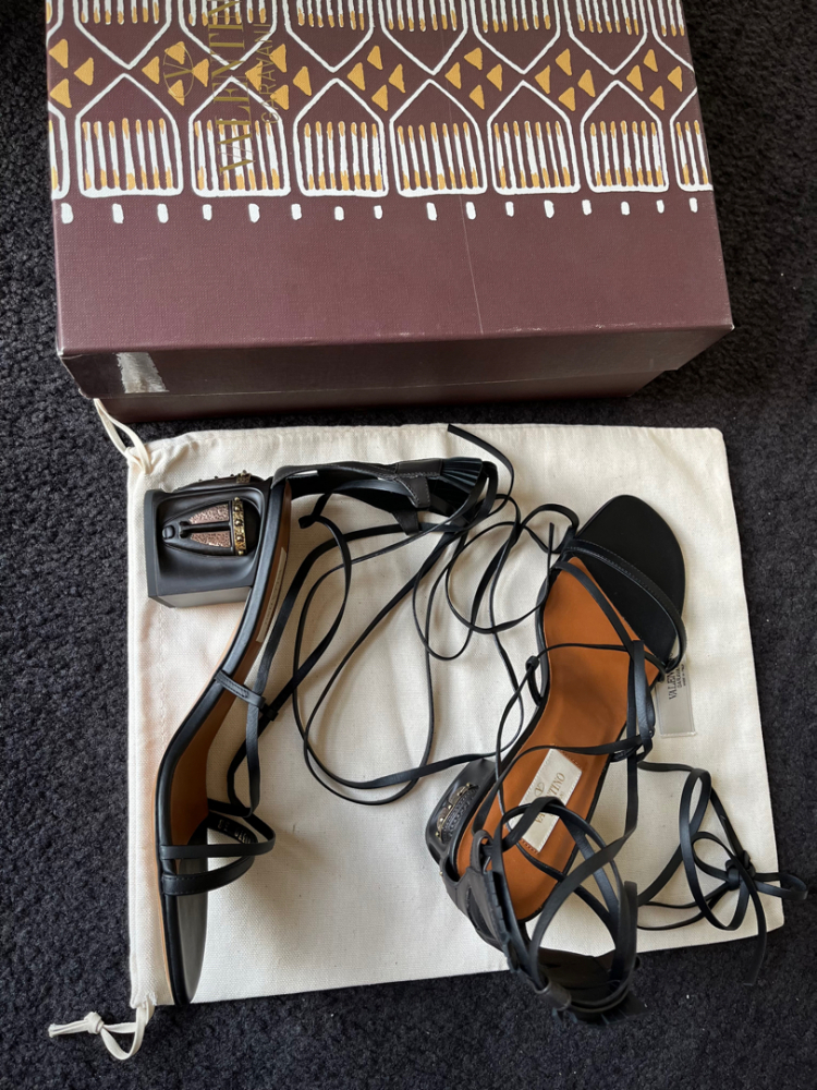 Valentino Sandales à talons en cuir lacé