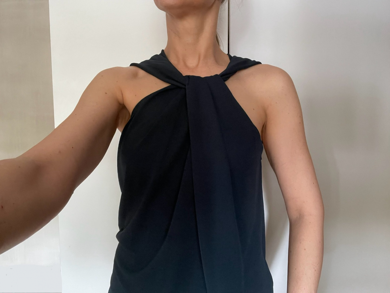 Givenchy Dos nu élégamment drapé en bleu sarcelle profond