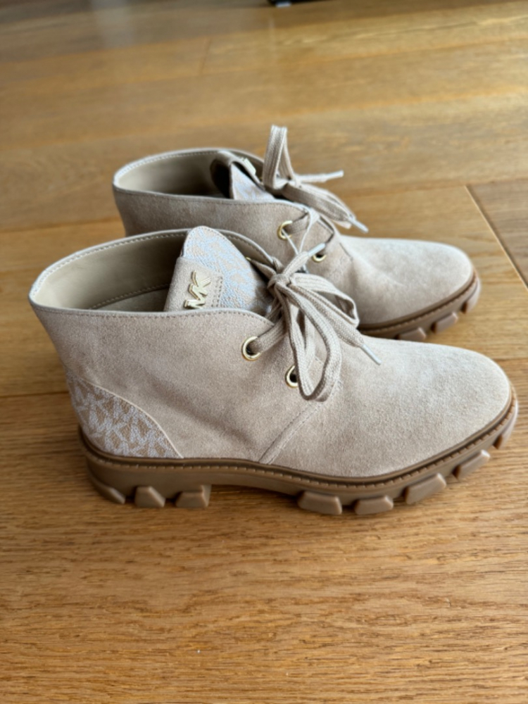 MICHAEL Michael Kors Cyrus Lace Up