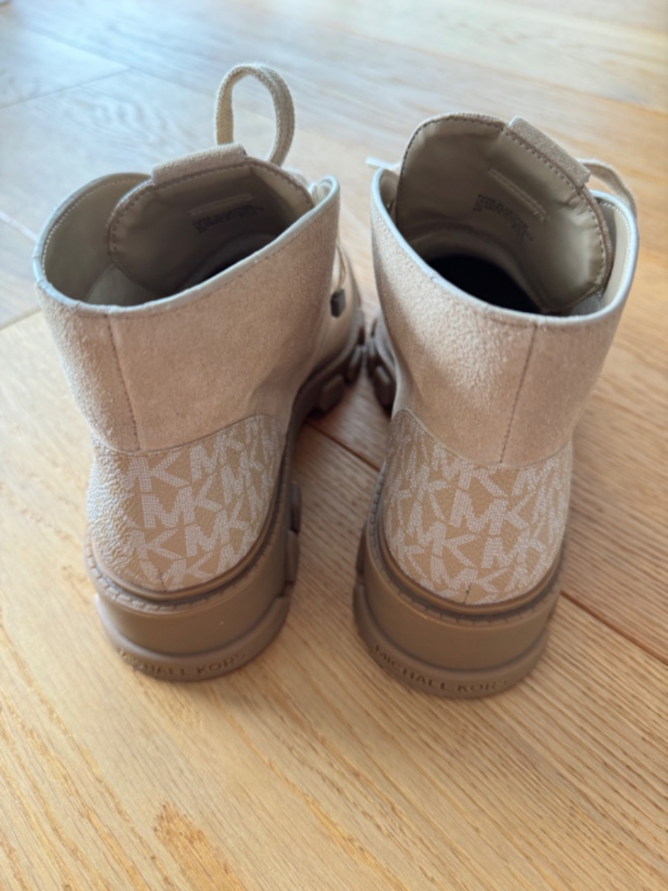 MICHAEL Michael Kors Cyrus Lace Up