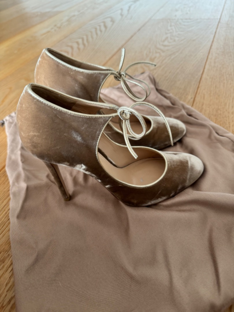 Gianvito Rossi Heels
