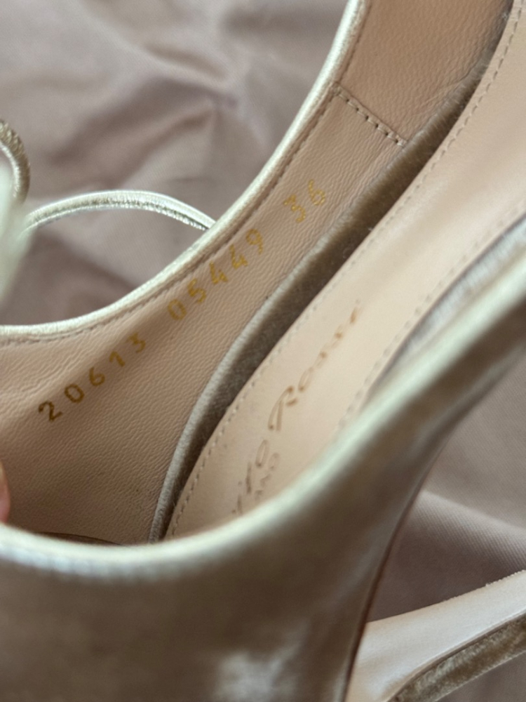 Gianvito Rossi Heels