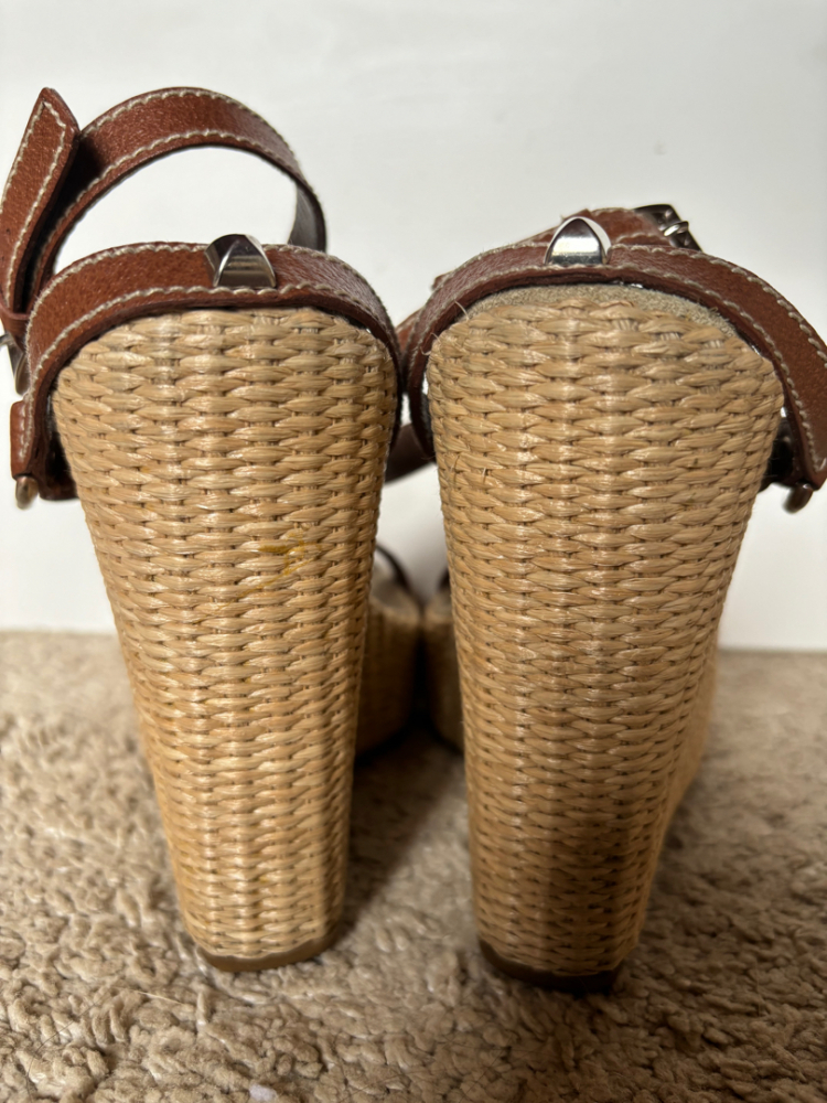 Prada Leder-Keilschuhe