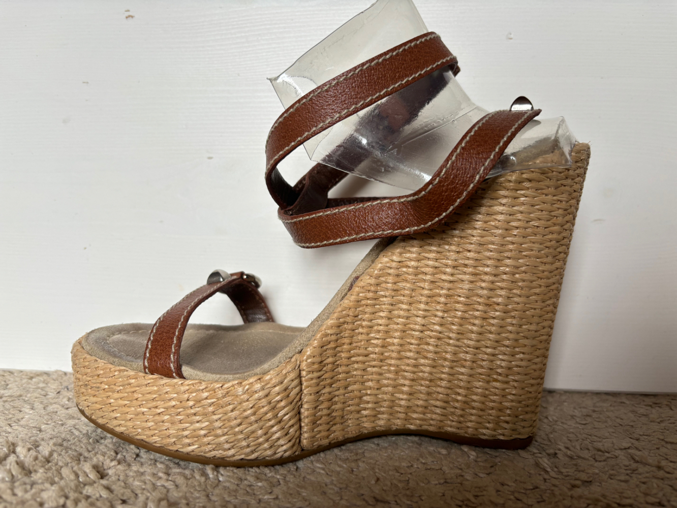 Prada Leder-Keilschuhe