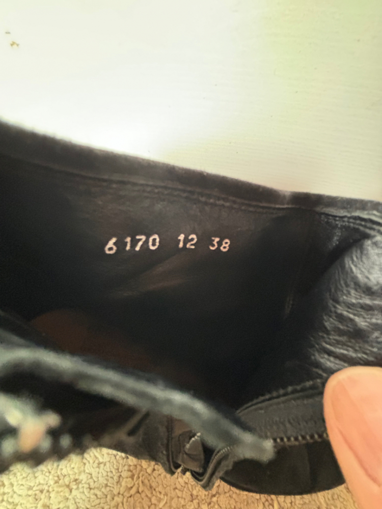 Pedro Garcia Bottines à talons hauts en daim noir