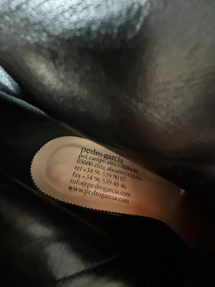 Pedro Garcia Bottines à talons hauts en daim noir