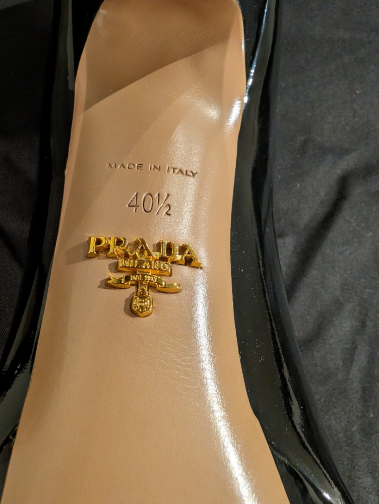 Prada Pumps