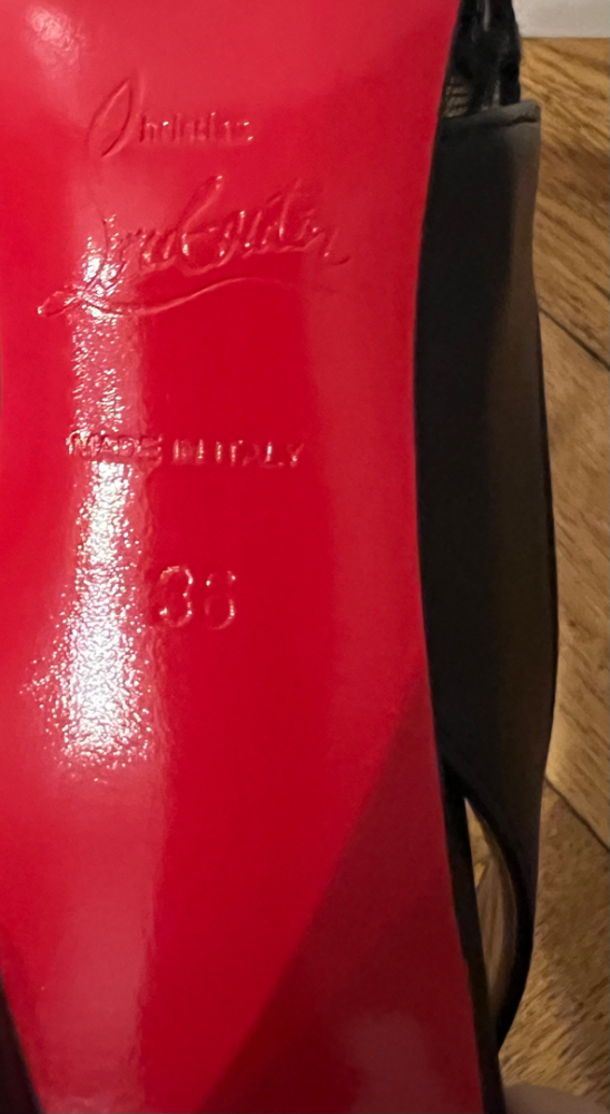 Christian Louboutin Pumps