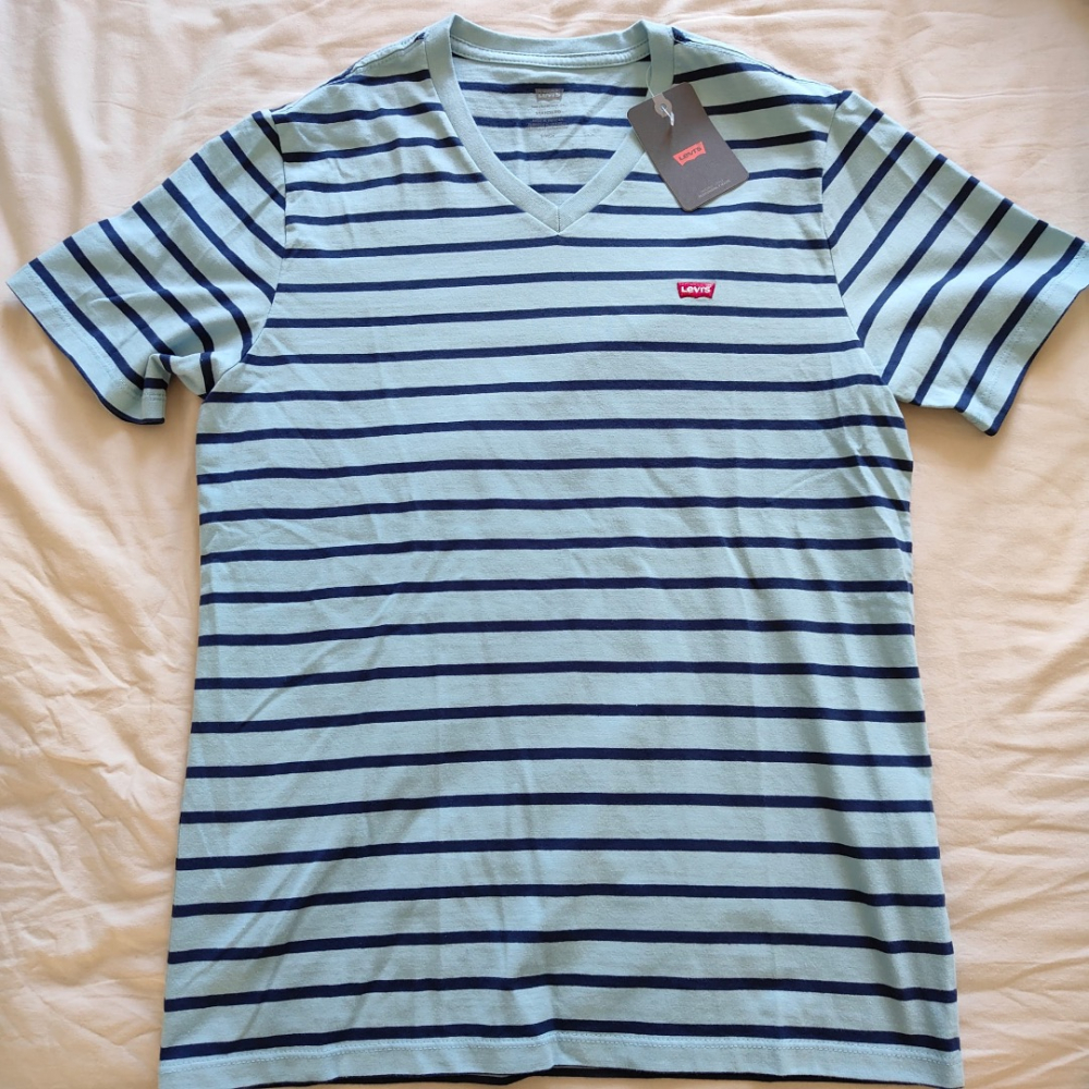 Levi's T-shirt