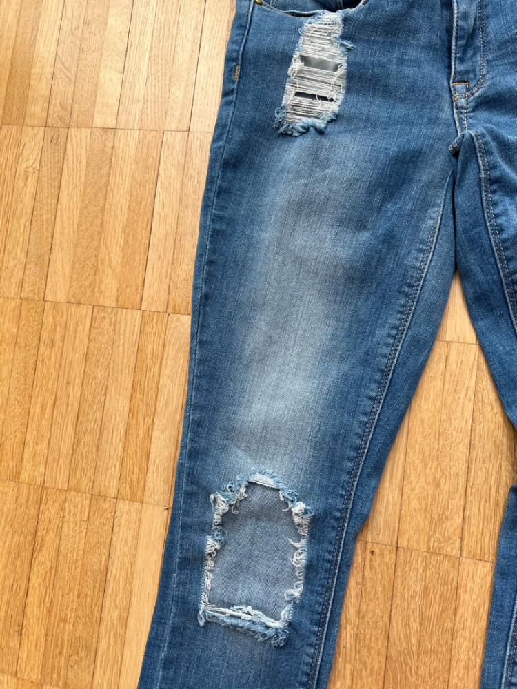 Only CORAL LOW SK BIG HOLES JEANS CRE2394