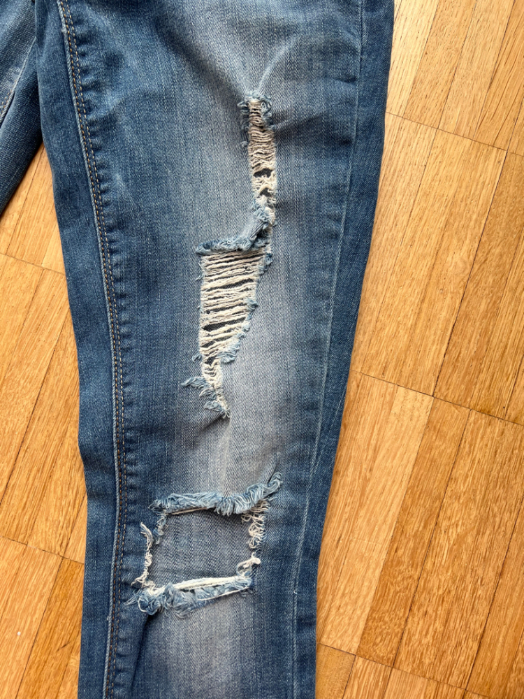 Only CORAL LOW SK BIG HOLES JEANS CRE2394