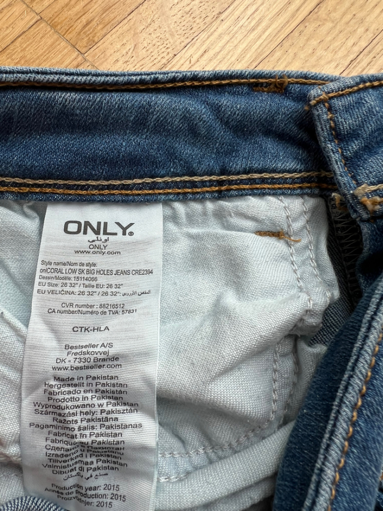 Only CORAL LOW SK BIG HOLES JEANS CRE2394