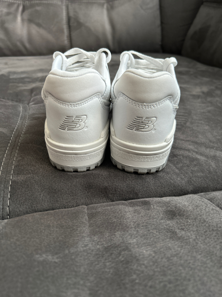 New Balance 550