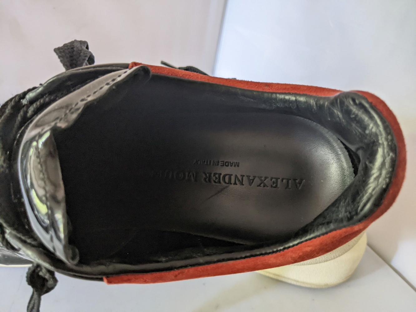 Alexander McQueen Sneakers aus Lackleder