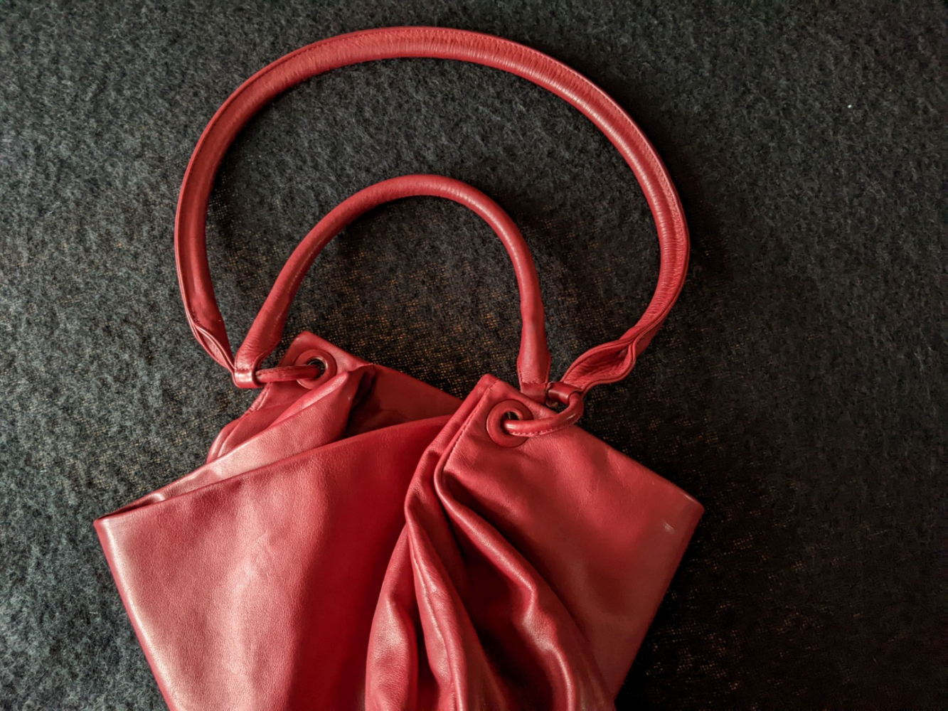 Maison Martin Margiela Grand sac en cuir rouge foncé