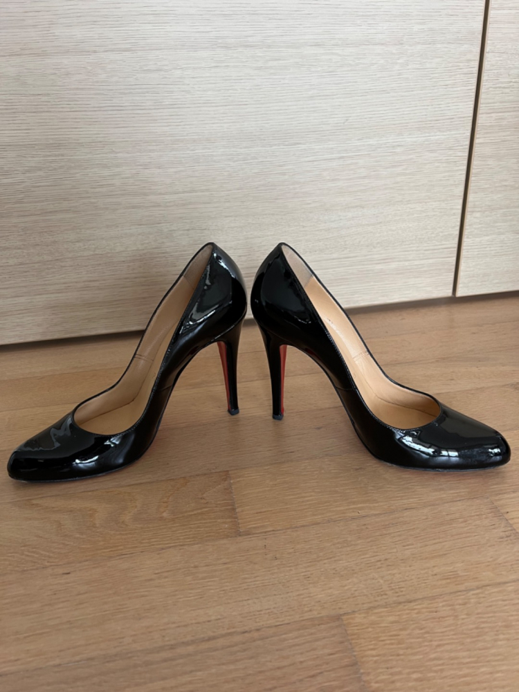 Christian Louboutin Decollette 868 100