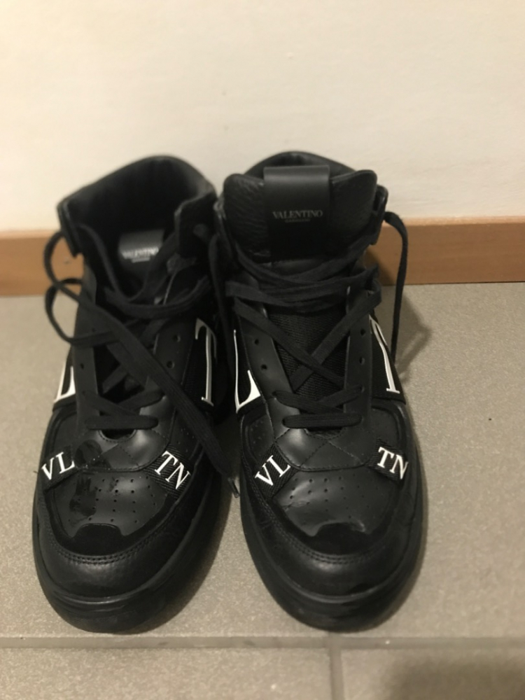 Valentino Sneakers