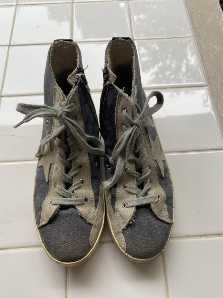 Golden Goose Deluxe Brand Sneakers