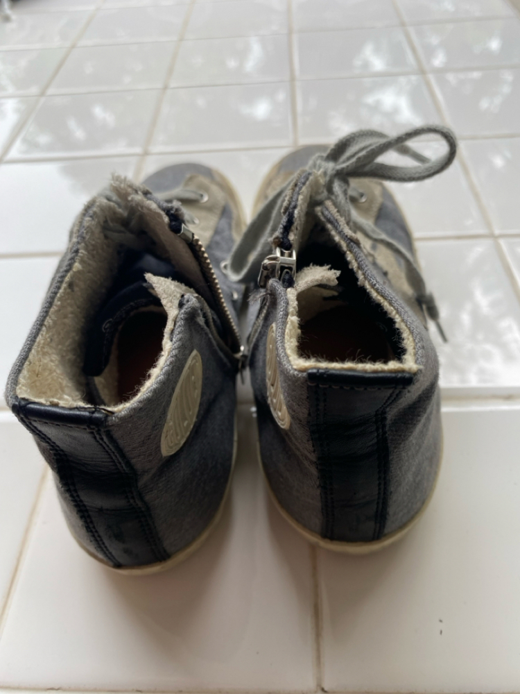 Golden Goose Deluxe Brand Sneakers