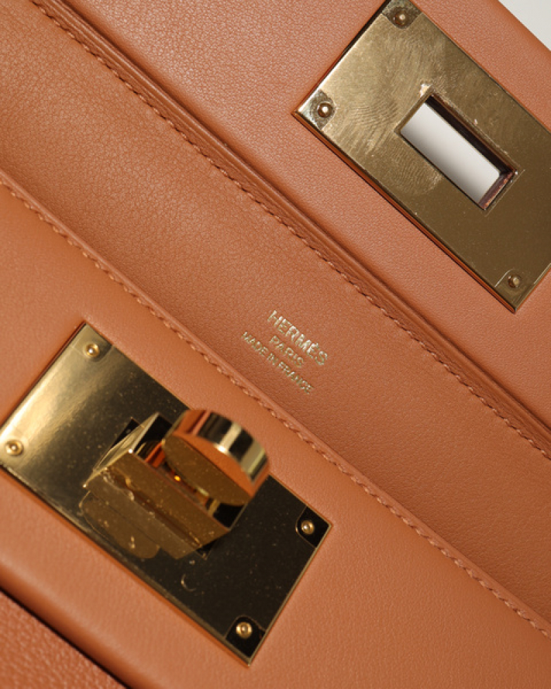 Hermès 24/24-21 Veau Swift Evercolor Bag