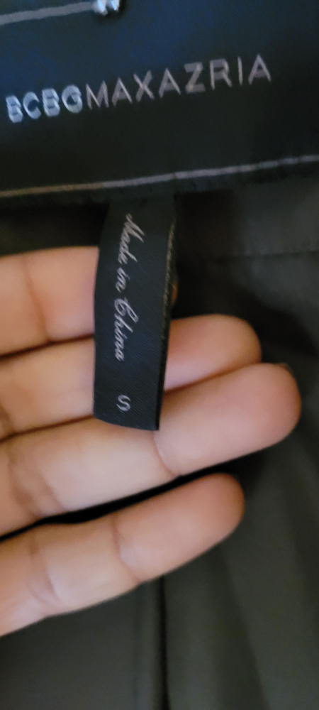 BCBG Max Azria Mantel