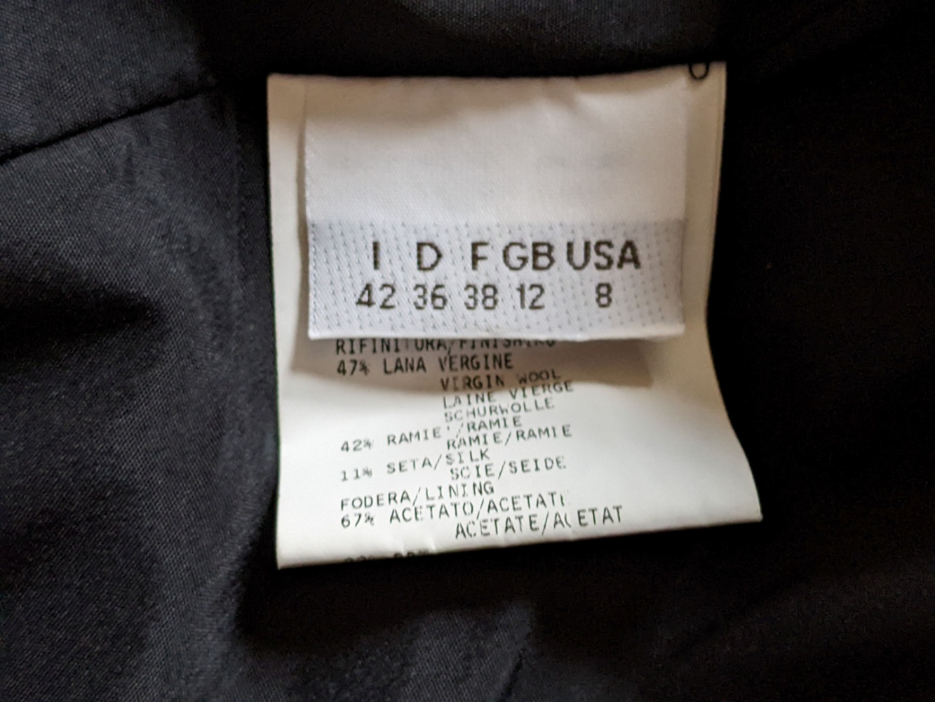 Ungaro Elegant and original velvet blazer