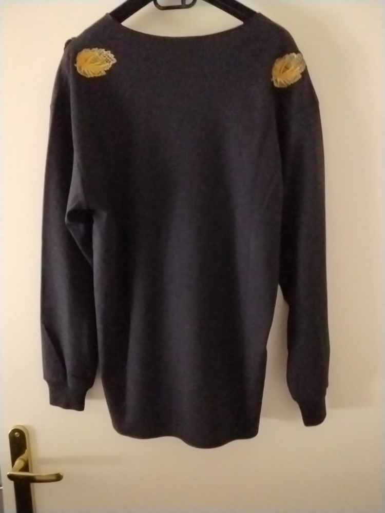 Ferré Milano Exceptionnel Pull Neuf de Ferre Milano.