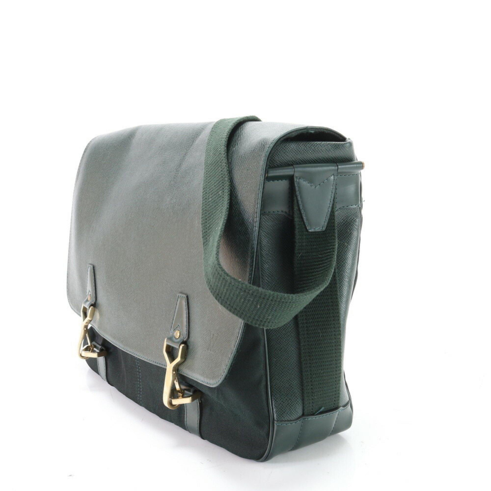 Louis Vuitton Dersou