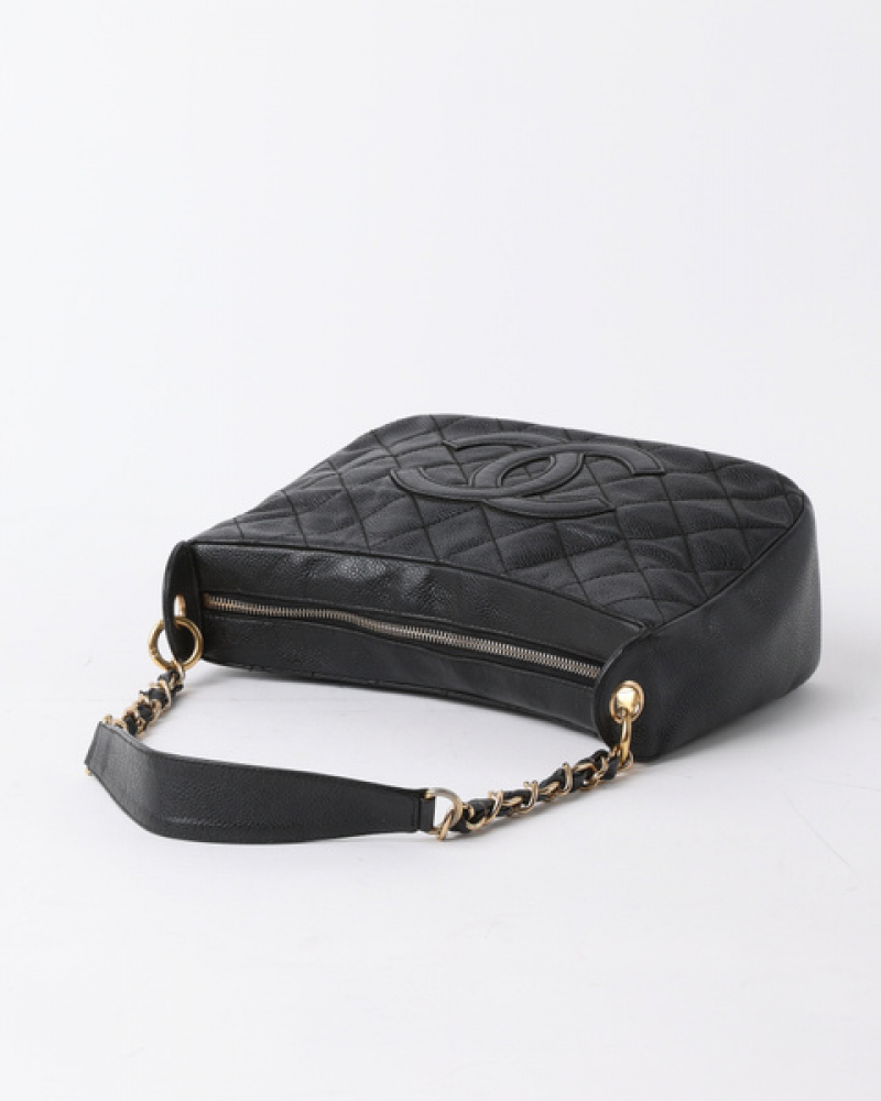 Chanel Classic Caviar Cc Hobo Bag