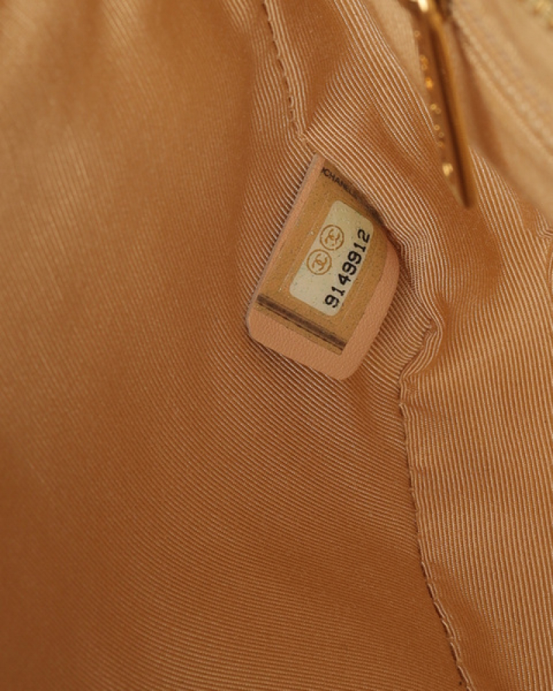 Chanel Classic Cc Caviar Hobo Bag