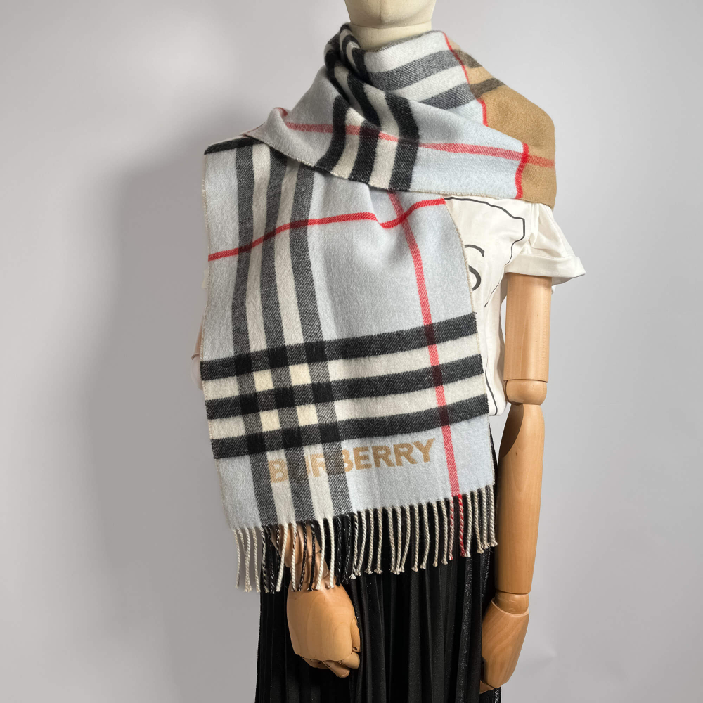 Burberry Scarve Reversible Check Cashmere CB