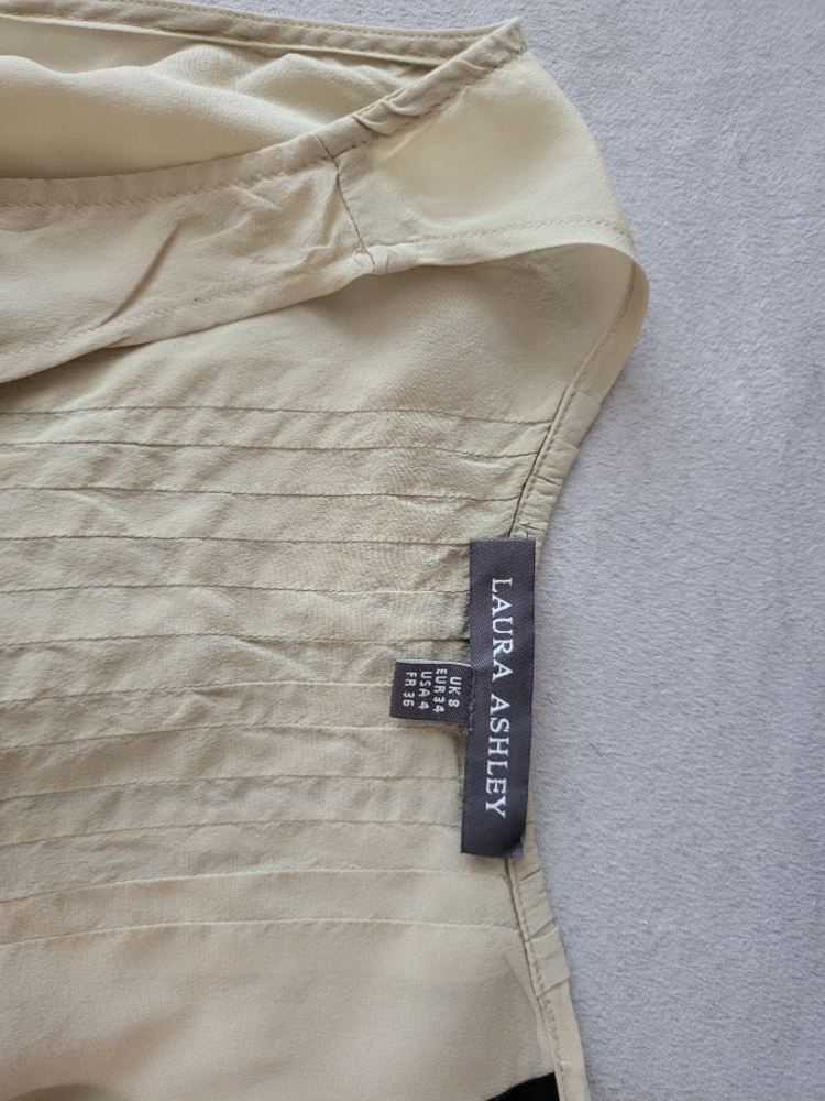 Laura Ashley robe en soie