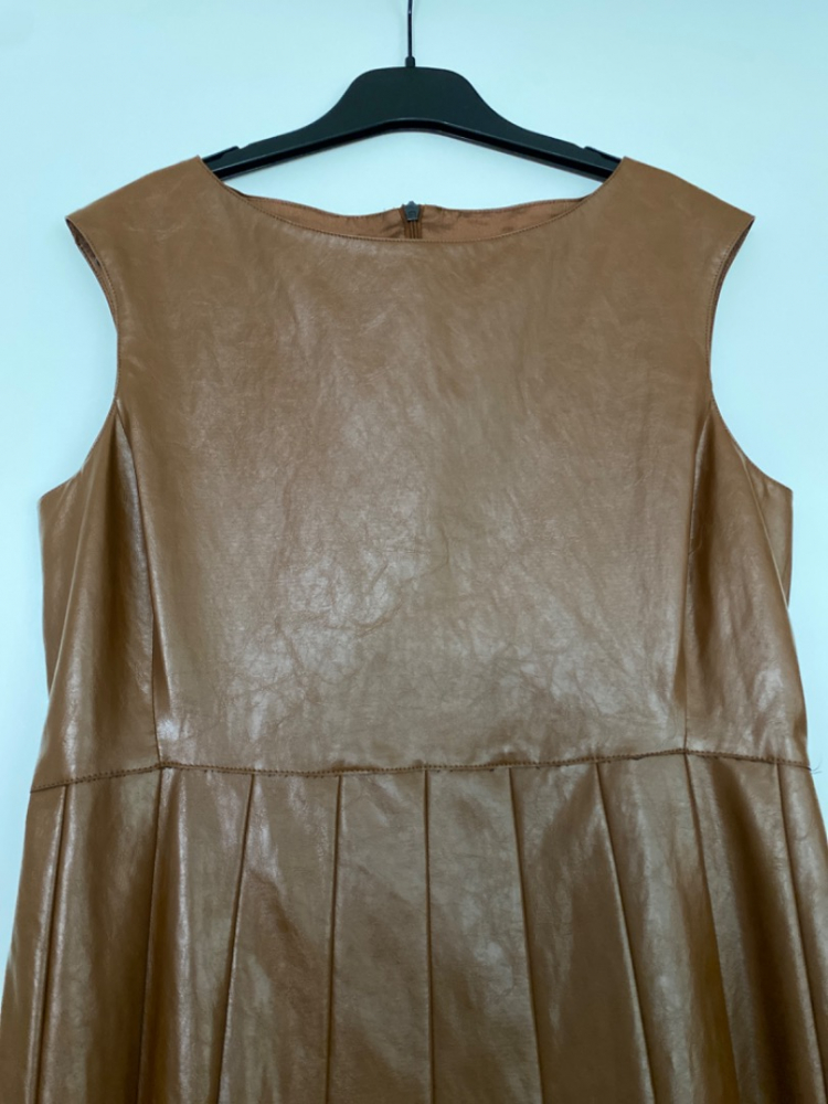 Luisa Cerano Veganes Leder